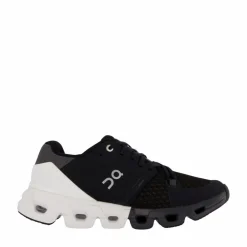 On Cloudflyer 4 Black/white* Löpning|Löparskor