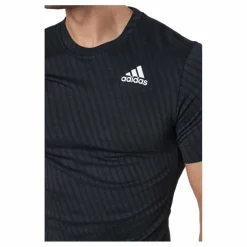 adidas Tennis Freelift Tee 000/black* T-Shirts|Racketsporter