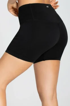 Super.Natural W Liquid Flow Shorts Black* Shorts|Träning